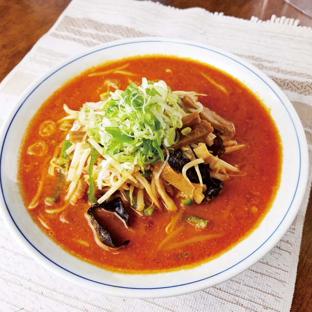 赤い 辛い オロチョンらーめん イチウマ9月フォトジェニック オロチョンラーメン 利しり ラーメン 平塚市 湘南ナビ