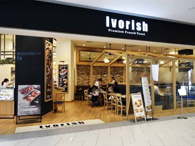 Ivorish EBINAの写真