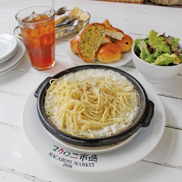 焼き立てパンが食べ放題 イチウマ11月 ビュッフェ 食べ放題特集 マカロニ市場 小田原店 イタリア料理 小田原市 湘南ナビ