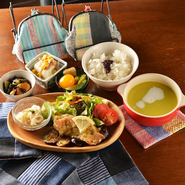 鎌倉野菜を使ったこだわりの栄養満点手作りランチ 9月コスパランチ 笑ん座カフェ カフェ 喫茶店 鎌倉市 湘南ナビ 鎌倉野菜を使ったこだわりの栄養満点手作りランチ 9月コスパランチ 笑ん座カフェ カフェ 喫茶店 鎌倉市 湘南ナビ