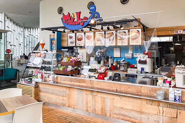 cafeとびっちょ 江の島ヨットハーバー店の写真