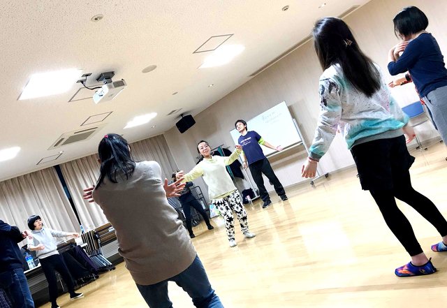 ローゼン ムーヴメント 喜 楽 動 体験 講演 講座 カルチャー 小田原市 イベント情報 湘南ナビ ローゼン ムーヴメント 喜 楽 動 体験 講演 講座 カルチャー 小田原市 イベント情報 湘南ナビ